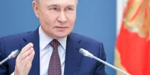Putin attacca l'Ue: “Idioti, si danneggiano da soli con le sanzioni”