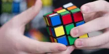 Il robot che ha risolto il cubo di Rubik in 0,1 secondi