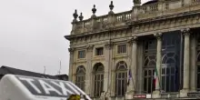 Taxi contro Ncc, a Torino tre aggressioni nel fine settimana