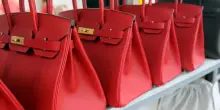All'asta la prima Birkin di Hermès disegnata per l'attrice Jane Birkin nel 1984