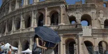 Allerta caldo nel weekend, massime 10 gradi sopra media
