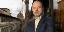 Firenze dice addio alla Gru degli Uffizi dopo 20 anni: celebrazione con Giuli