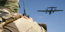 Come la fibra ottica ha cambiato la guerra dei droni in Ucraina