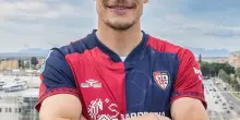 Belotti torna a fare il Gallo e il Cagliari vince a Lecce 2-1