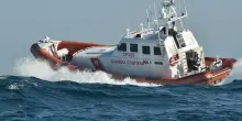 Un'onda travolge una barca a Reggio Calabria: morto un pescatore