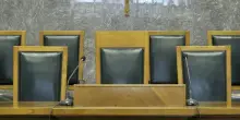 Detenuto finge malore ed evade da finestra del tribunale di Trento