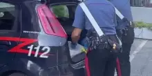 Uccide l'ex moglie a colpi di pistola nel pescarese, arrestato dai carabinieri