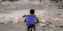 Povertà educativa in Italia: un minore su otto vive in condizioni di povertà assoluta