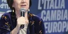 Scontro tra Roccella e Segre sui viaggi scolastici ad Auschwitz e la Memoria. La ministra:...