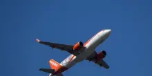 Diritto al rimborso e bagagli fino a 7kg gratis: al Parlamento Ue si discute di trasporto aereo