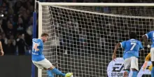 Il Napoli liquida l'Inter 3-1 e torna in vetta alla classifica