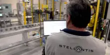 Stellantis, aumenti in busta paga fino a 165 euro al mese con il nuovo contratto 2025-2026 - ItaliaOggi.it