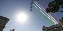 2 giugno, la parata e l’omaggio all’Altare della Patria con Mattarella. I messaggi di Meloni, La Russa e Fontana - ItaliaOggi.it