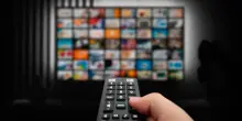 Ascolti tv, Rai 1 domina incontrastata ad aprile - ItaliaOggi.it