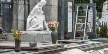 Il business dell’ultimo saluto: attive settemila imprese funebri - ItaliaOggi.it