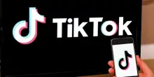 TikTok, multa da 530 milioni di euro: avrebbe trasferito dati in Cina - ItaliaOggi.it