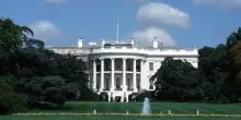 Siria, Trump firma l'ordine di revoca delle sanzioni - ItaliaOggi.it