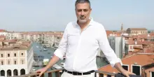Libri, Bajani vince il Premio Strega con “L’anniversario” - ItaliaOggi.it