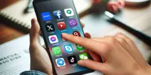 Il Garante contro Meta: «La sua intelligenza artificiale su WhatsApp rischia di rendere dipendenti gli utenti» - ItaliaOggi.it