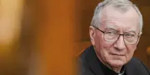 Parolin: “A Gaza guerra senza limiti. I raid sulla chiesa? Legittimo dubitare che sia stato un errore”