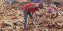 Nigeria, disastro a Mokwa: almeno 200 morti per le inondazioni. Sospesi i soccorsi