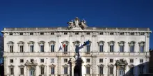 La Consulta frena sull’eutanasia. Almeno per ora...