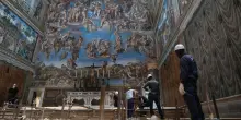 Verso il Conclave, (quasi) tutto pronto in Cappella Sistina