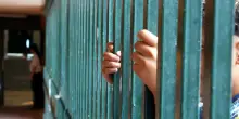 Le carceri esplodono: sovraffollamento record e diritti negati