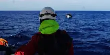 Morire di sete e fame a due anni, l’ennesima tragedia a Lampedusa