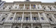 Reato prescritto “per errore”: la Cassazione annulla e assolve «perché il fatto non sussiste»