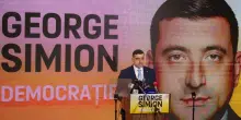 Chi è Simion, che vuole fare il presidente della Romania con i voti e il programma di un altro