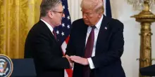 Il primo “deal” di Trump è con il Regno Unito, l’Ue si prepara