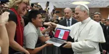 Il Papa abbraccia l’Ucraina: “Io sono con voi”