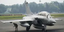 Ecco perché i caccia Rafale sono diventati un problema per Macron