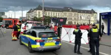 Attacco con coltello ad Amburgo, 12 feriti, un arresto