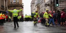 Un'auto travolge i pedoni durante la parata per la vittoria del Liverpool