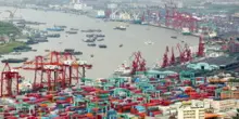 Crolla l'export della Cina verso gli Stati Uniti (ma aumenta verso l'Ue)