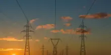 La Spagna, dopo il blackout, mette retromarcia sul no all’atomo