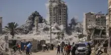Israele davanti al muro di Gaza City