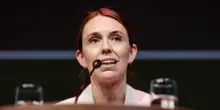 Da dove ripartono i moderati, senza distruggere tutto. Parla Jacinda Ardern