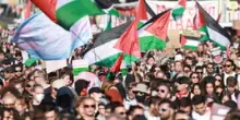 “La grande parata” di chi nega la vittoria di Israele su Hamas piegandosi al mainstream