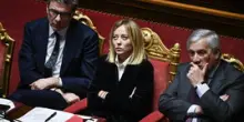 Meloni money. La manovra arriva a 18 miliardi, il nodo resta l’aiuto delle banche. Duello Tajani-Giorgetti