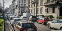 Nelle città il 70% della mobilità è in auto. E il trasporto pubblico copre solo l'8%