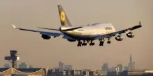 Aereo vola per 10 minuti senza piloti: cosa è successo sul Francoforte-Siviglia