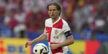 Milan, ecco la "distrazione" Modric contro le cessioni