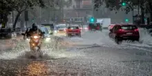 200 mm di pioggia in poche ore: chi rischia l’alluvione