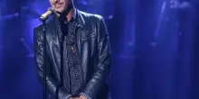 Si canta con "Tim Summer"