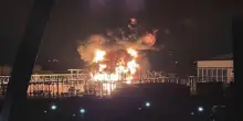 L'ad dormiva con il telefonino silenzioso: il report choc sull'incendio a Heathrow