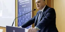 Stati Uniti e Cina cercano l'accordo sui dazi. E Confindustria rilancia l'allarme bollette