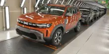 Dove nasce Dacia Duster, l'impianto nel quale ogni giorno si producono quasi 1.400 auto